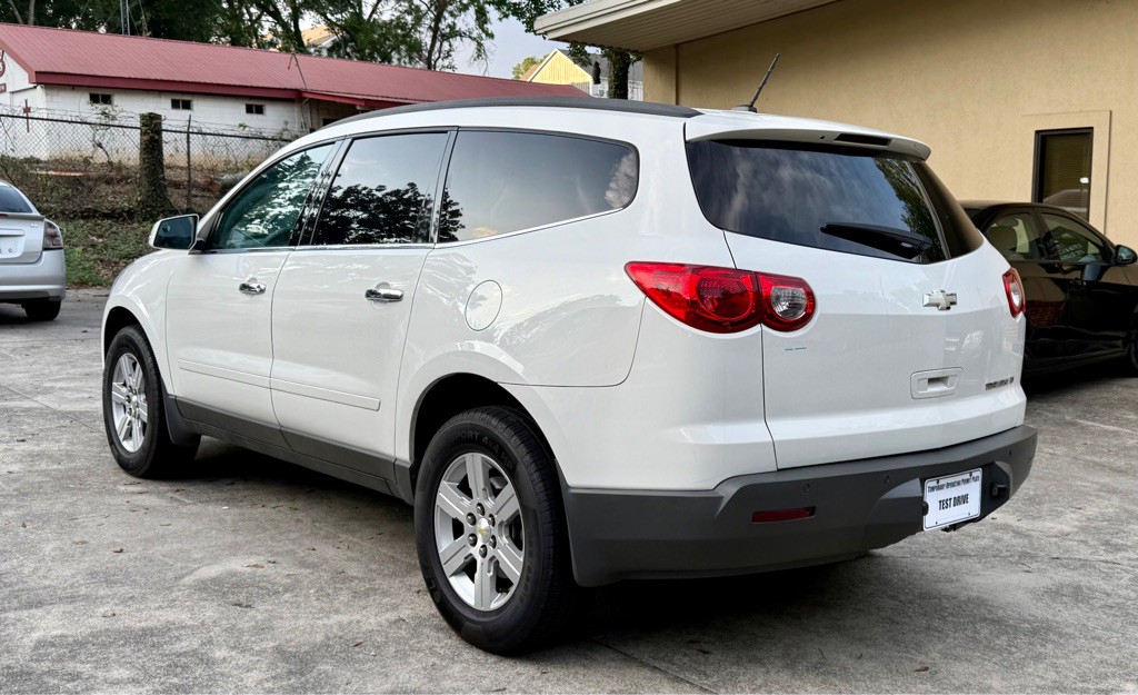 2012 Chevrolet Traverse Image 5