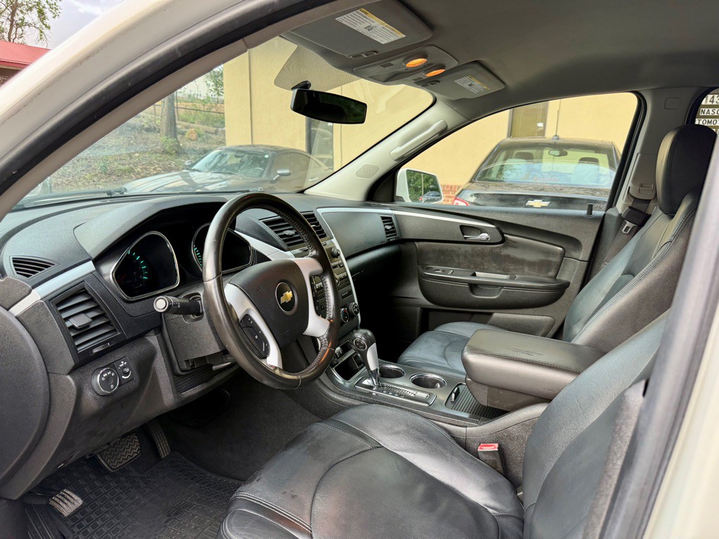 2012 Chevrolet Traverse Image 6