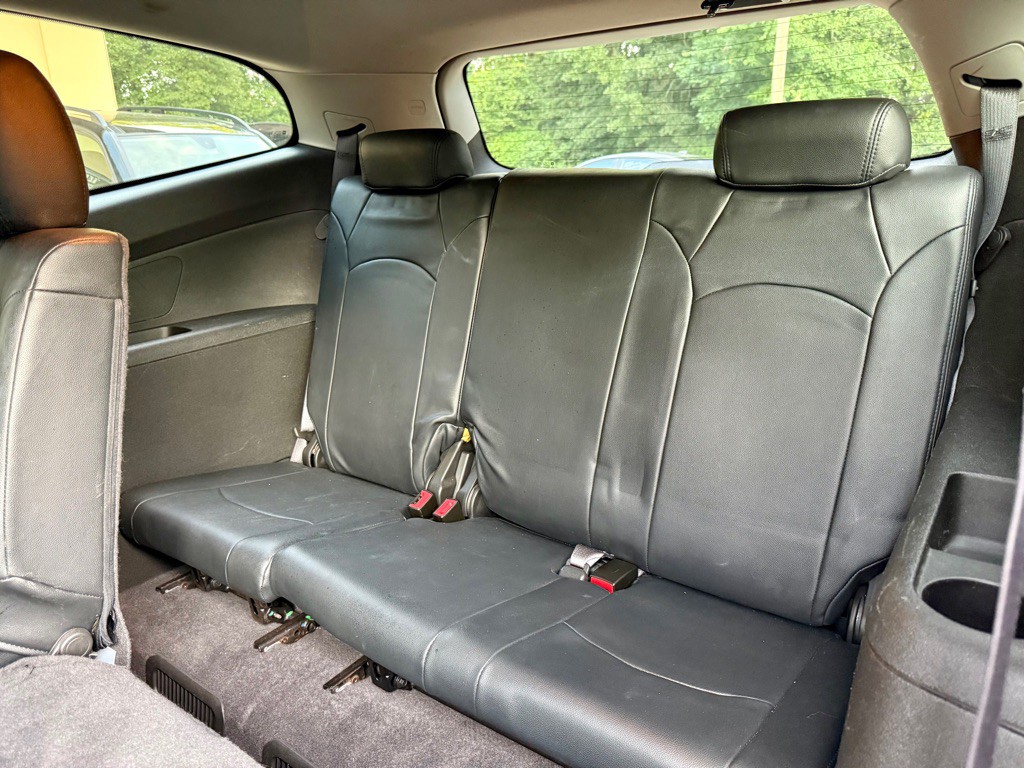2012 Chevrolet Traverse Image 8