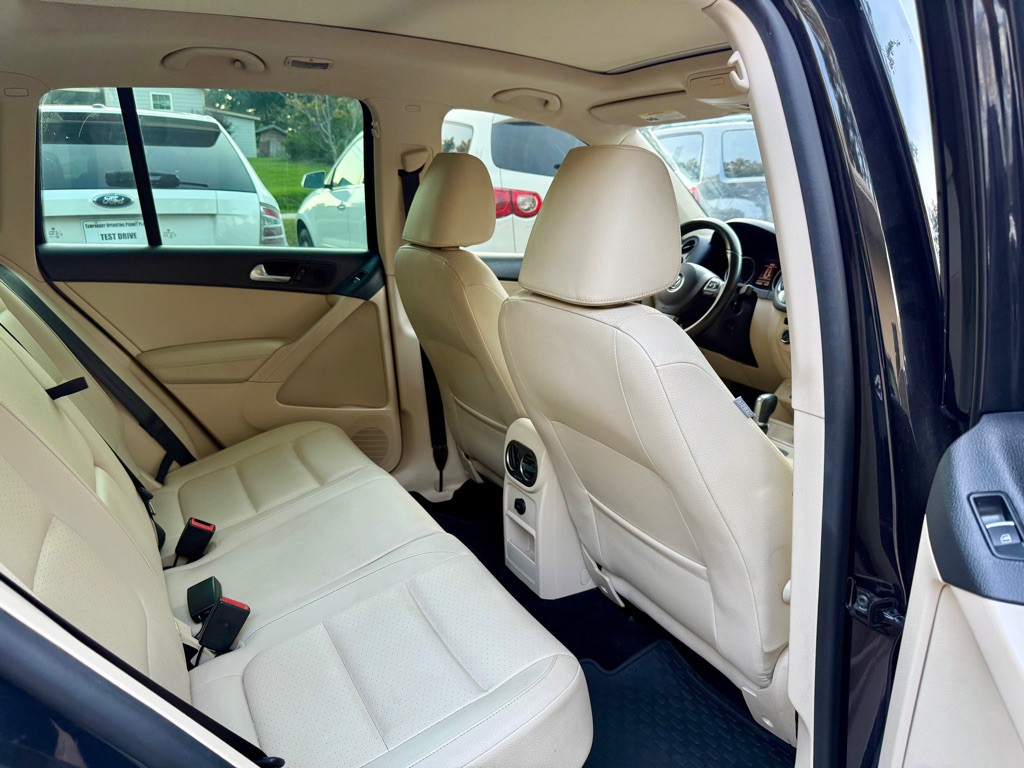 2016 Volkswagen Tiguan Image 10