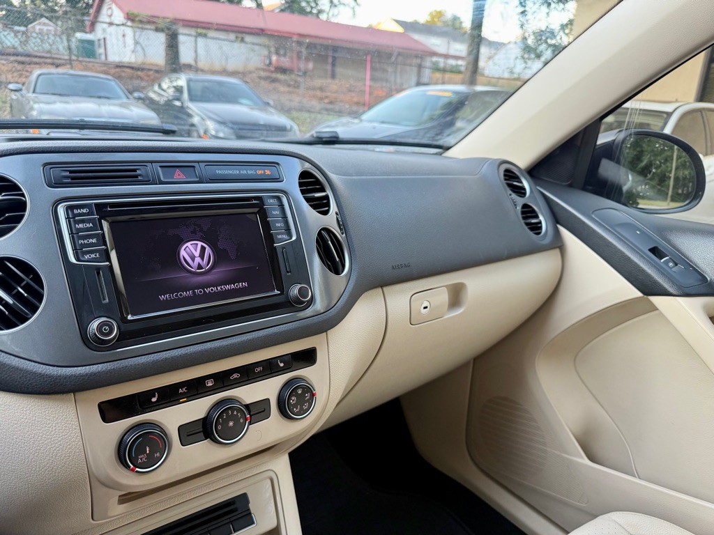 2016 Volkswagen Tiguan Image 13