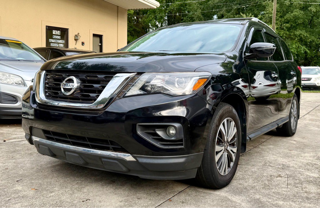 2018 Nissan Pathfinder Image 3