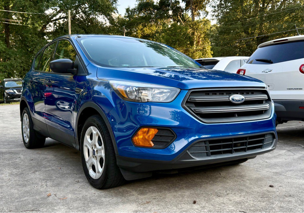2018 Ford Escape Image 2