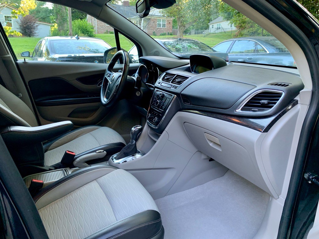 2015 Buick Enclave Image 9