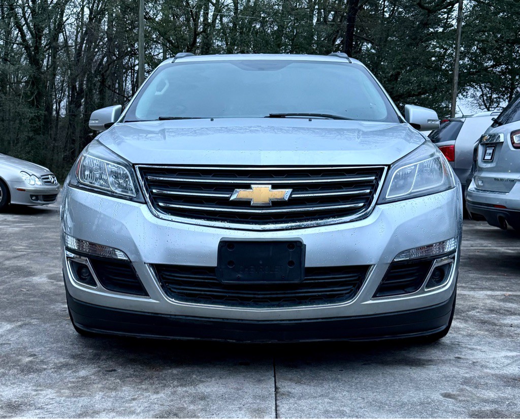 2017 Chevrolet Traverse Image 1