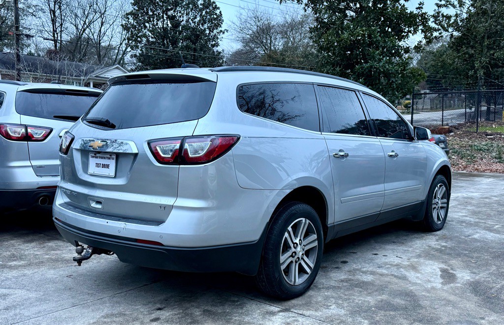 2017 Chevrolet Traverse Image 6