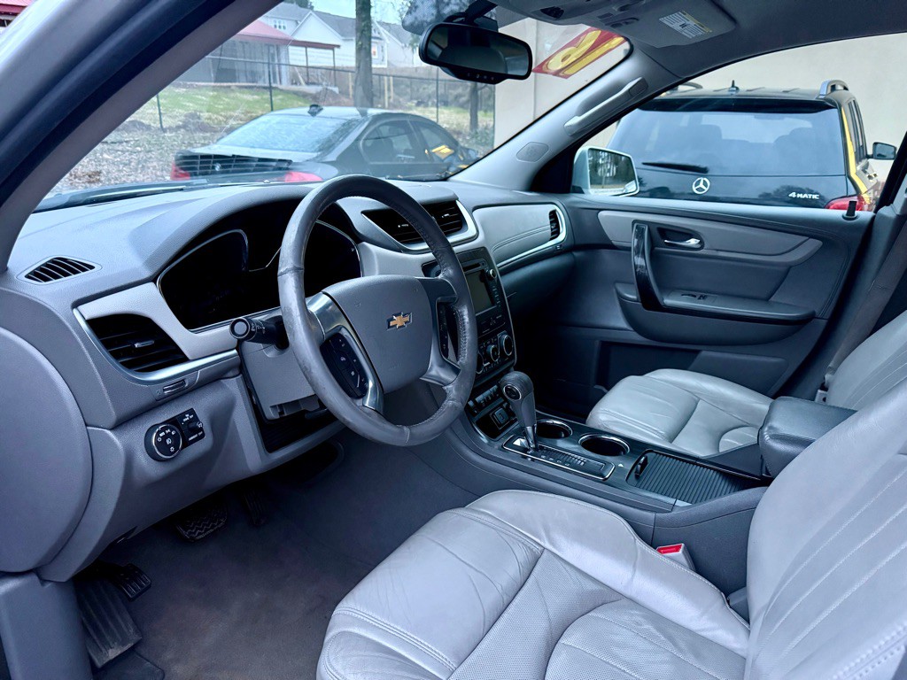 2016 Chevrolet Traverse Image 9