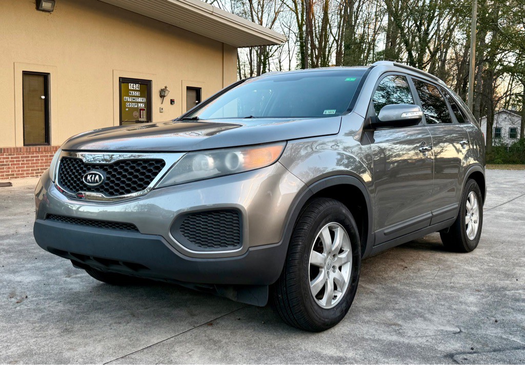 2012 Kia Sorento Image 1