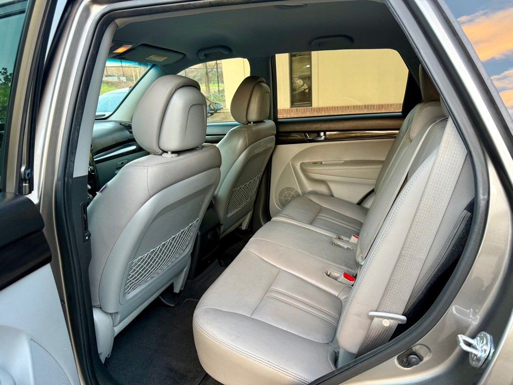 2012 Kia Sorento Image 8