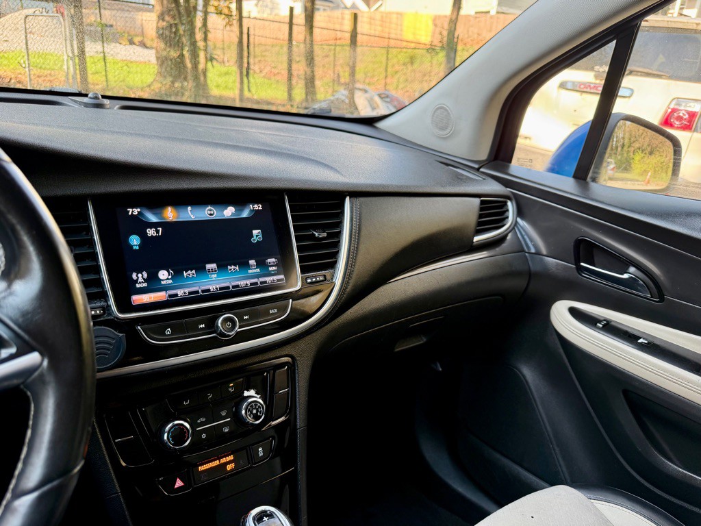 2018 Buick Enclave Image 12