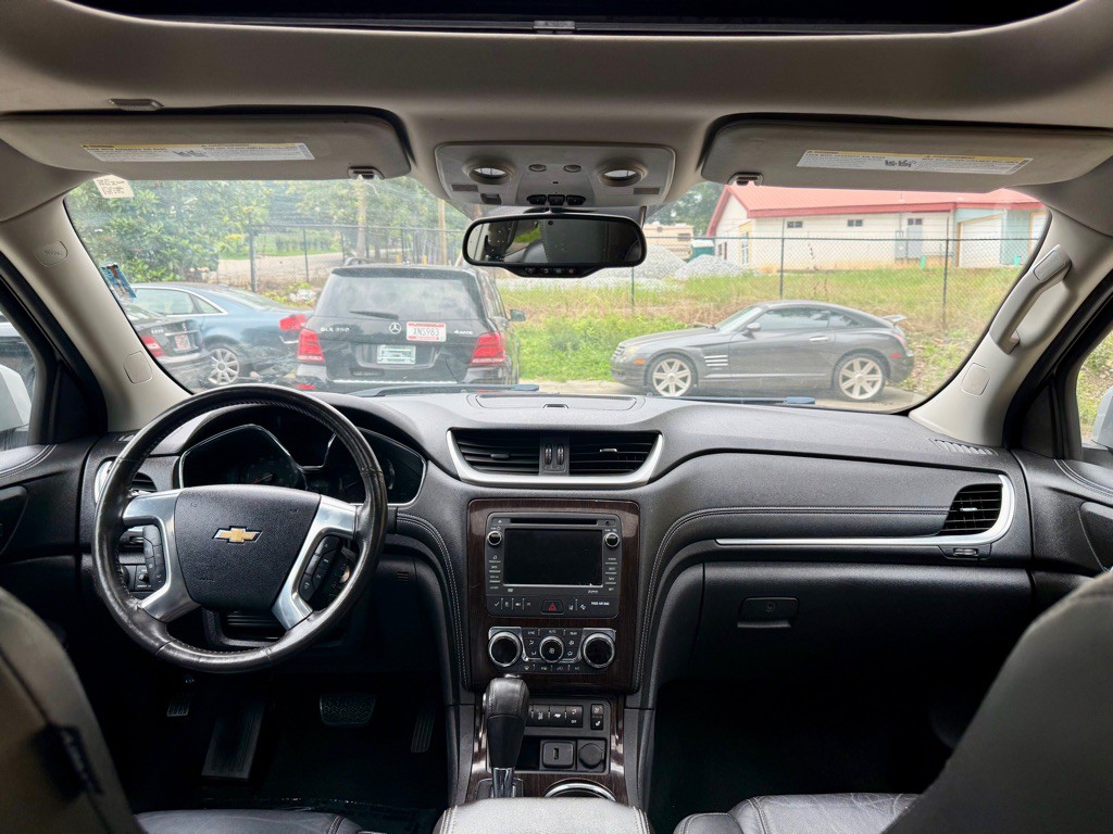 2015 Chevrolet Traverse Image 12