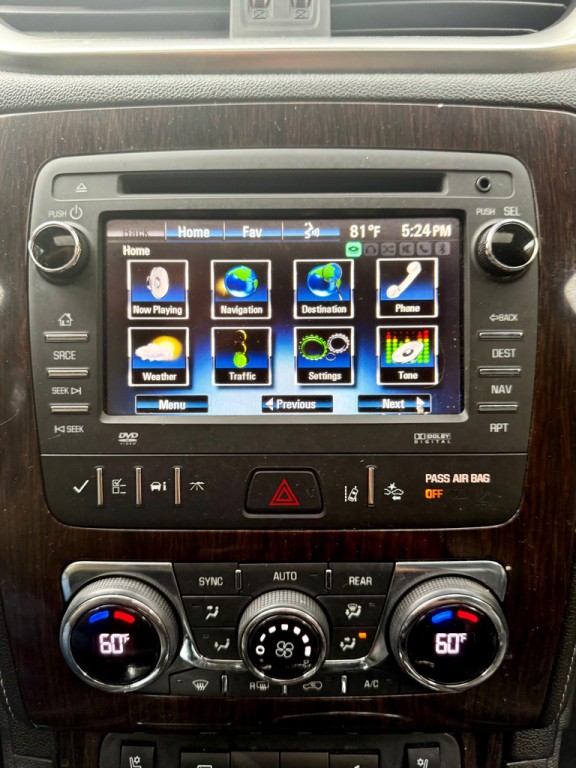 2015 Chevrolet Traverse Image 18