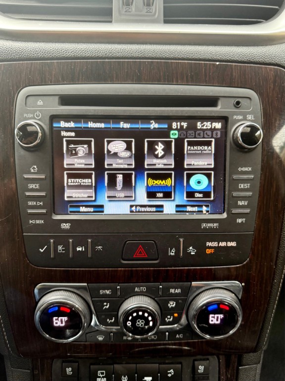 2015 Chevrolet Traverse Image 19