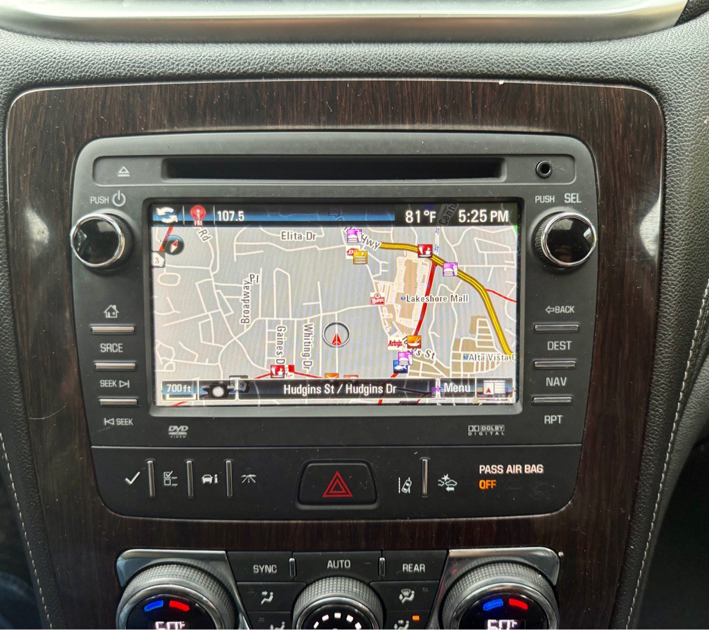 2015 Chevrolet Traverse Image 20