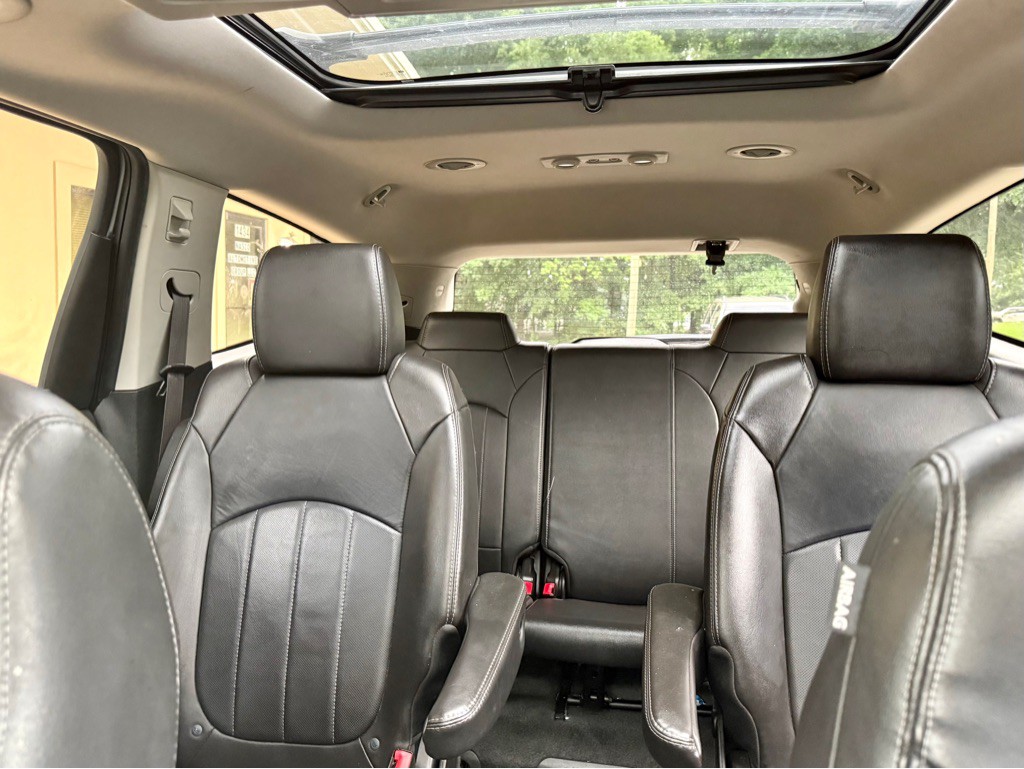 2015 Chevrolet Traverse Image 22