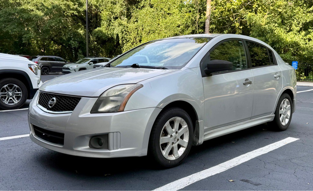 2010 Nissan Sentra Image 3