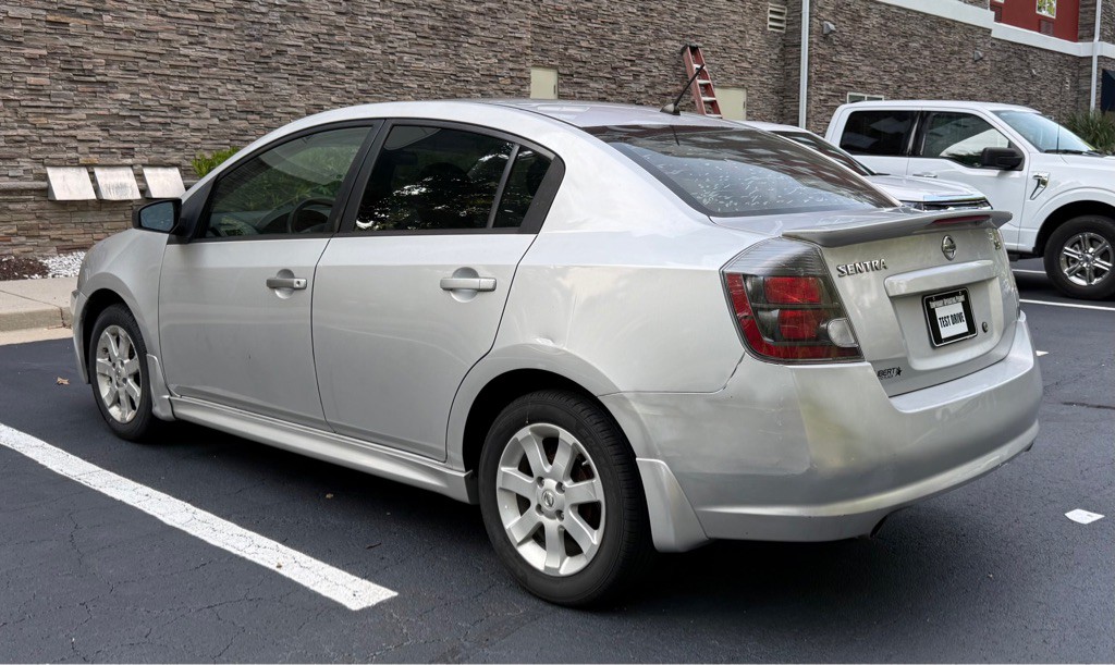 2010 Nissan Sentra Image 4