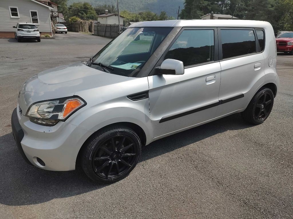 2010 Kia Soul Image 2
