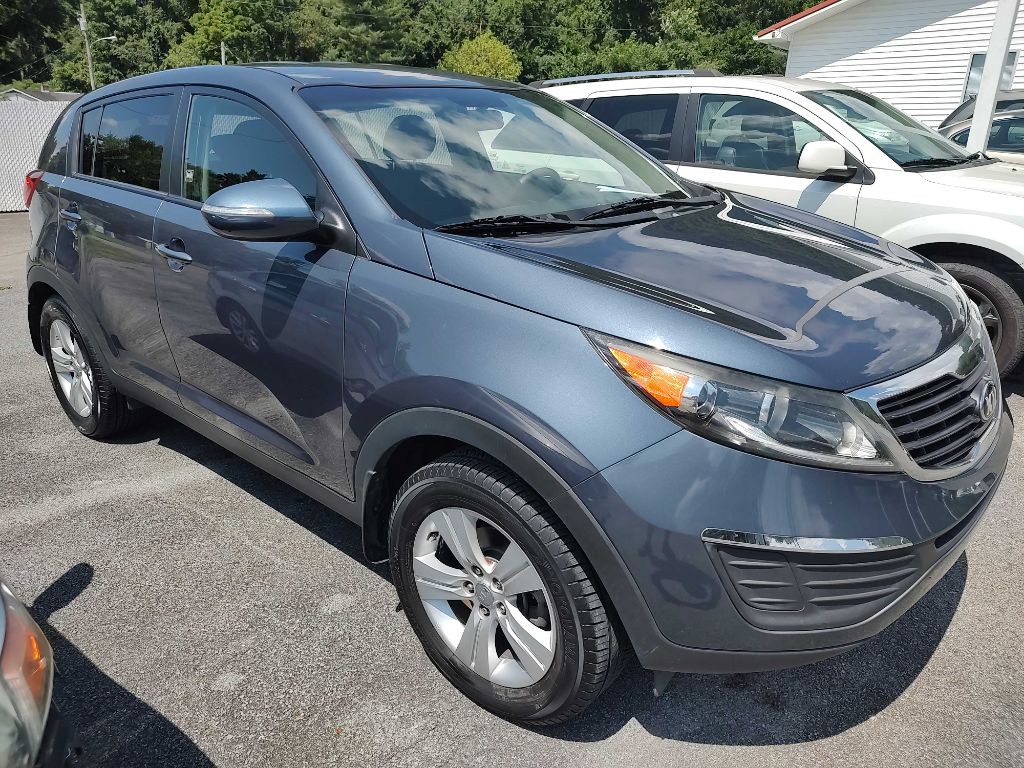 2013 Kia Sportage Image 1