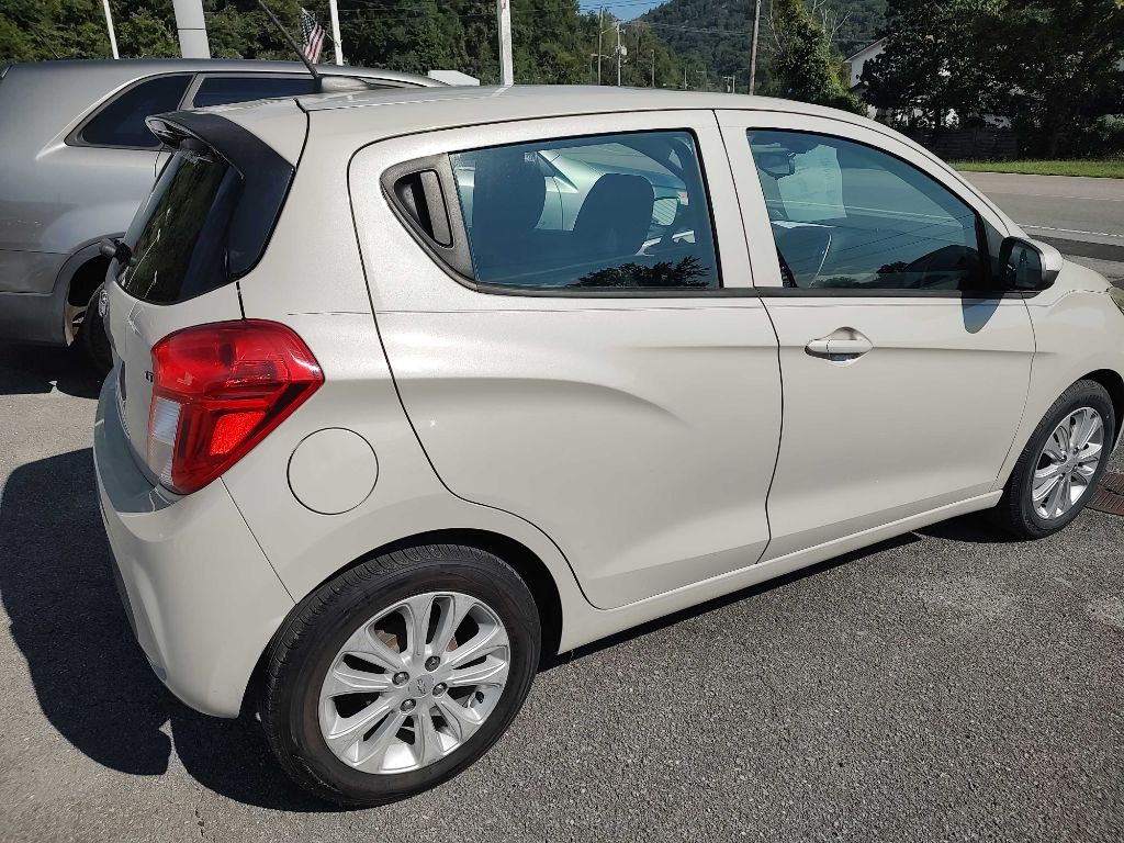2017 Chevrolet Spark Image 2