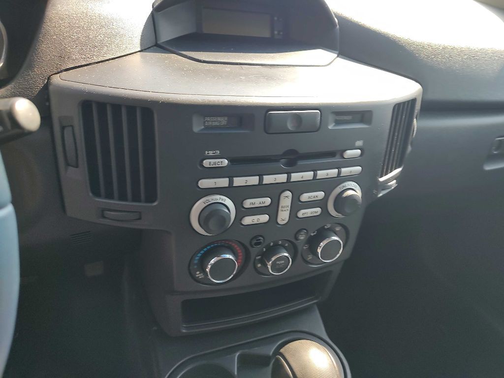 2006 Mitsubishi Endeavor Image 7