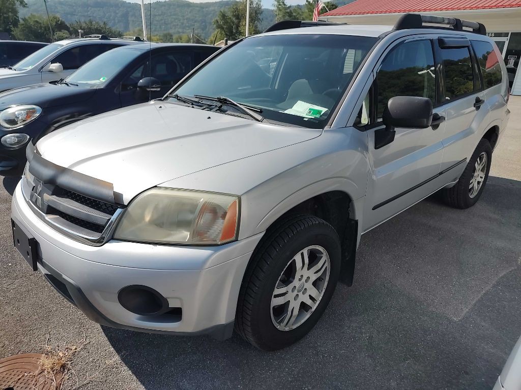 2006 Mitsubishi Endeavor Image 12