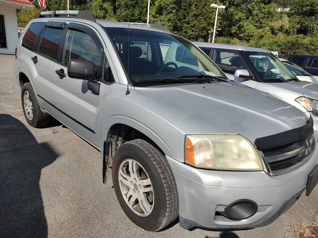 2006 Mitsubishi Endeavor Image 14