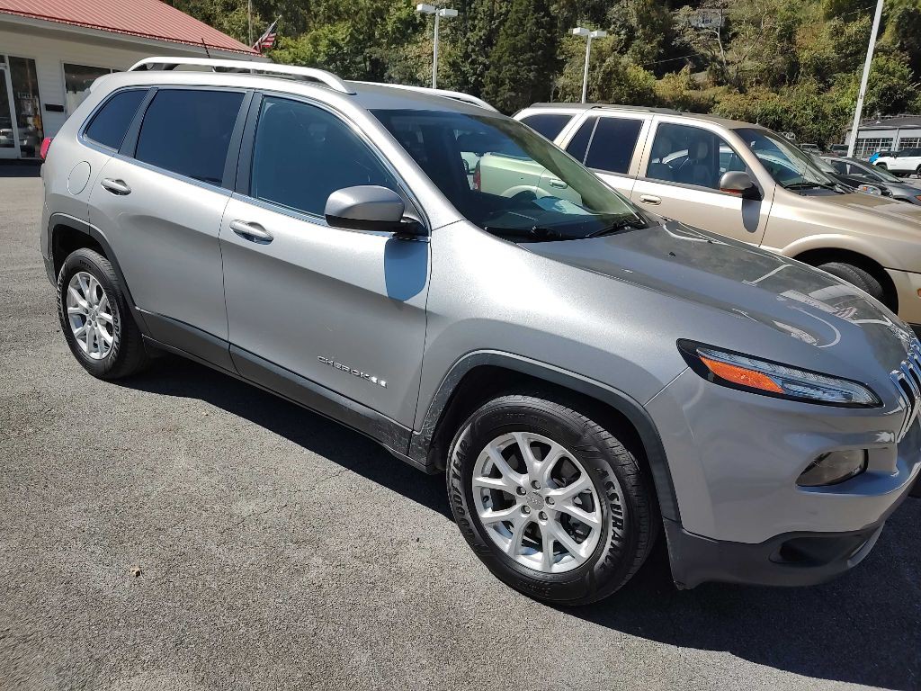 2015 Jeep Cherokee Image 1