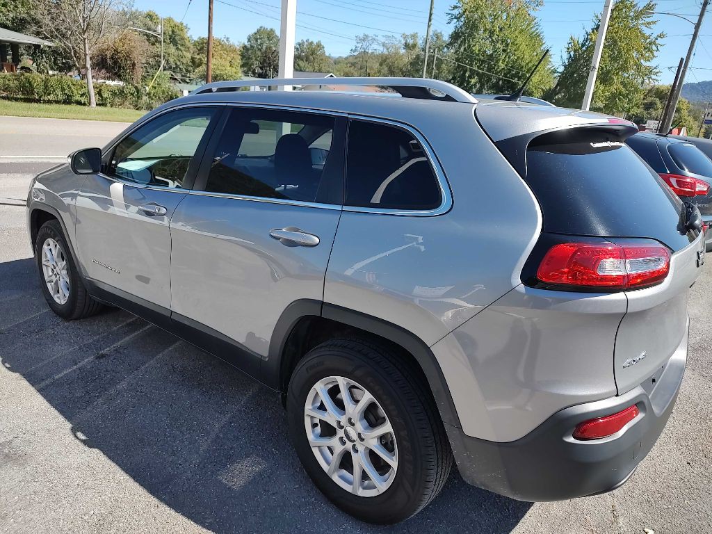 2015 Jeep Cherokee Image 10