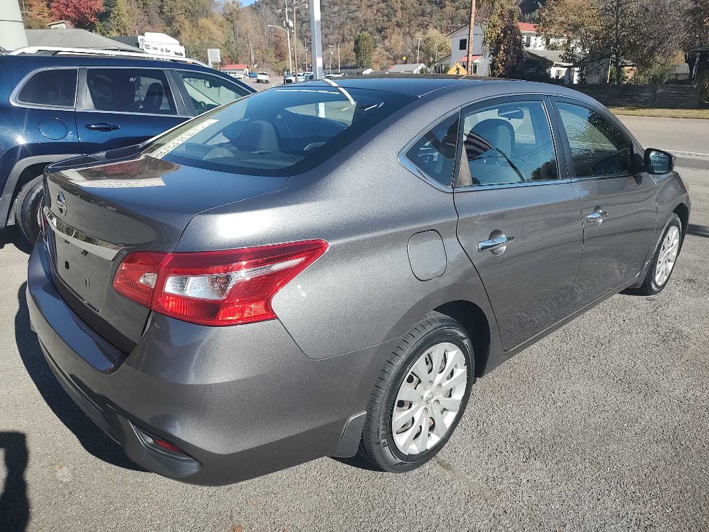 2017 Nissan Sentra Image 5
