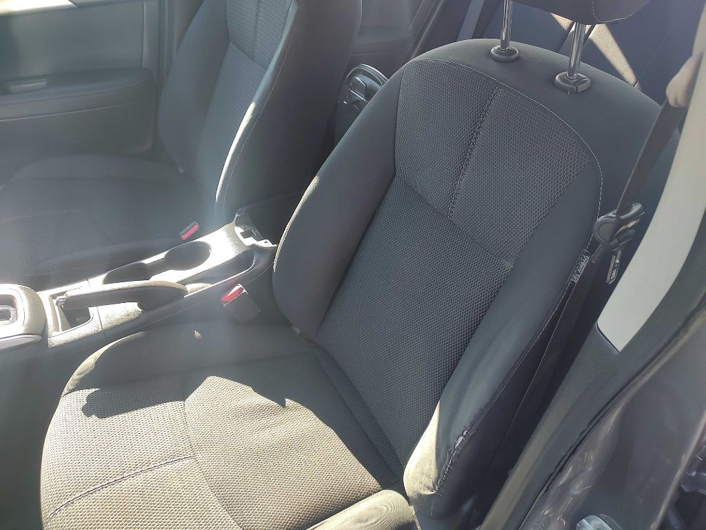 2017 Nissan Sentra Image 12