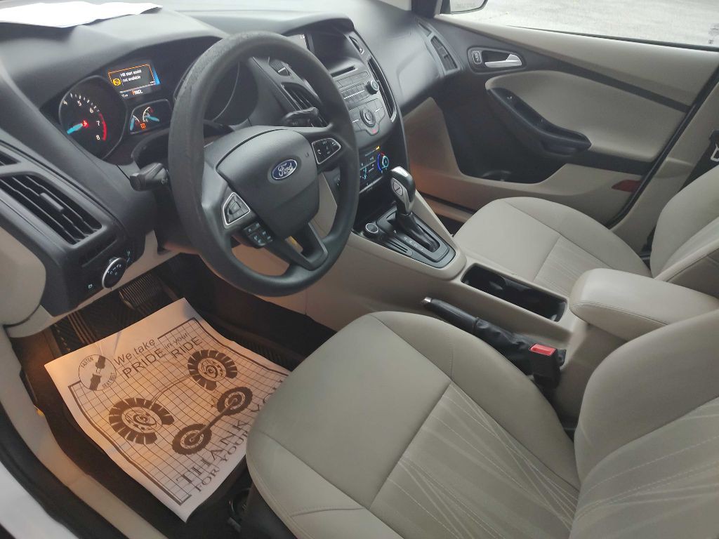 2015 Ford Focus Image 5