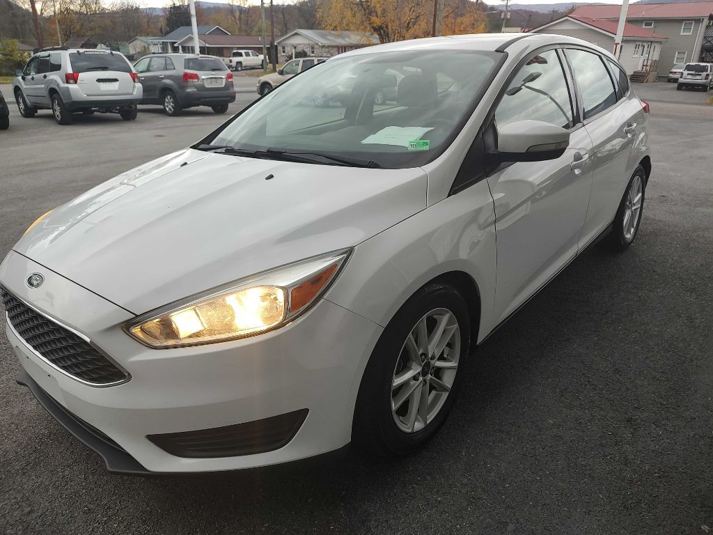 2015 Ford Focus Image 17