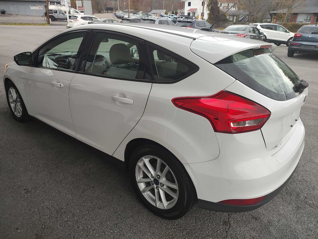 2015 Ford Focus Image 25