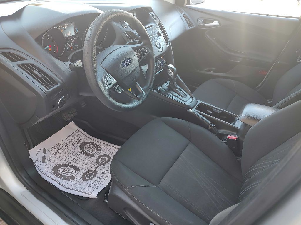 2015 Ford Focus Image 5