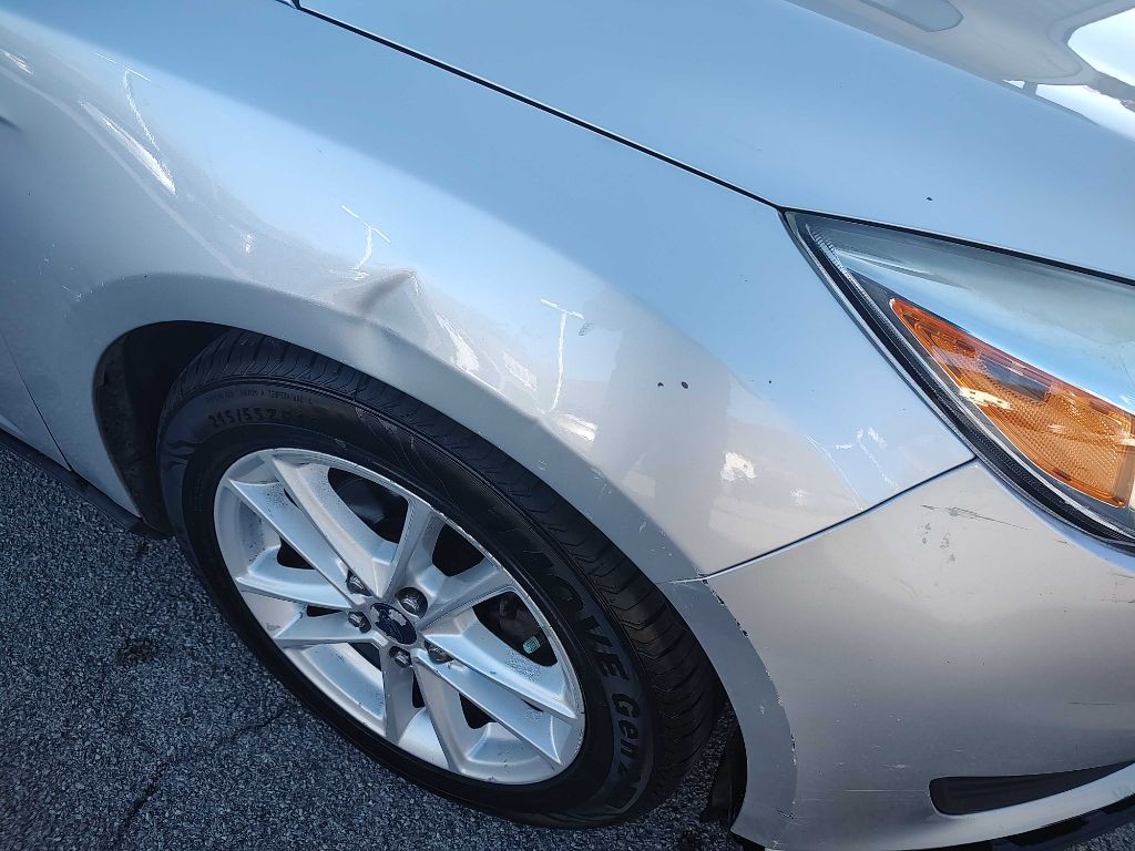 2015 Ford Focus Image 19