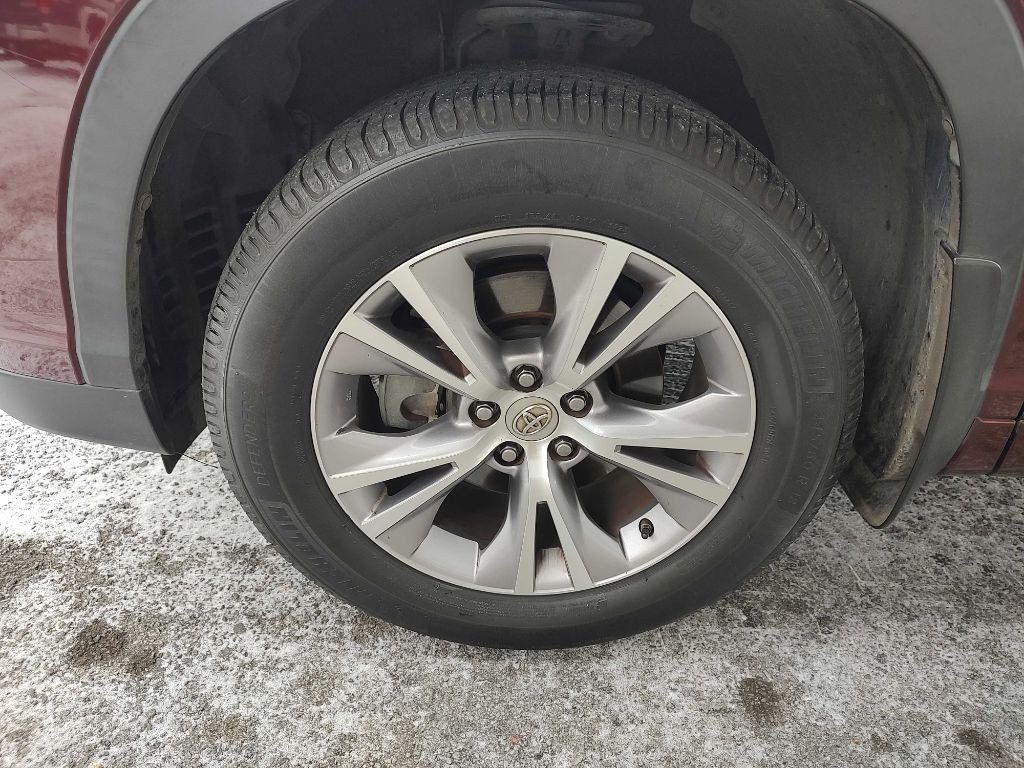 2015 Toyota Highlander Image 5