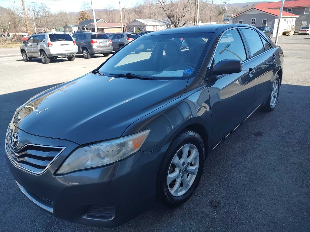 2011 Toyota Camry Image 12