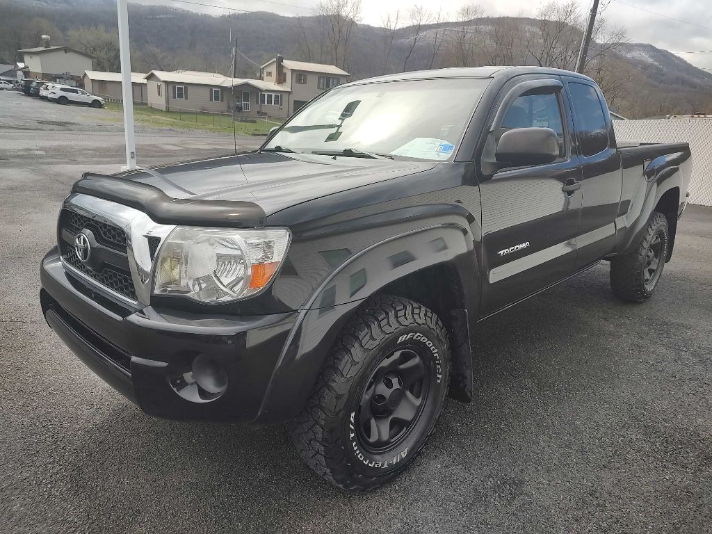 2011 Toyota Tacoma Image 1