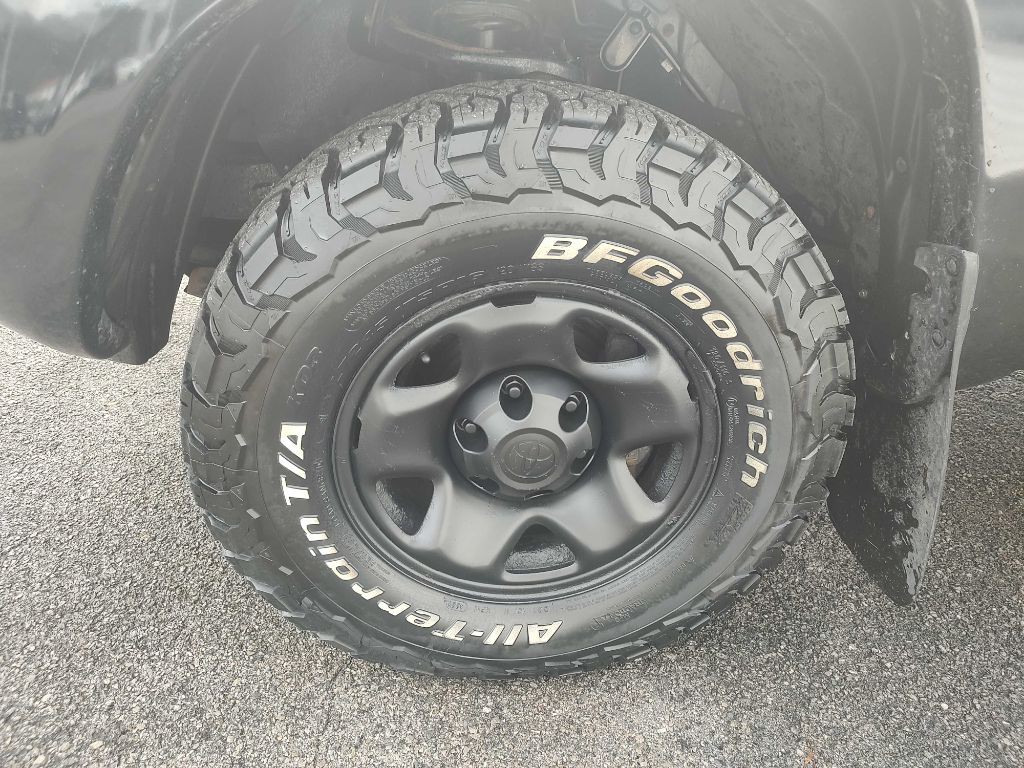 2011 Toyota Tacoma Image 3