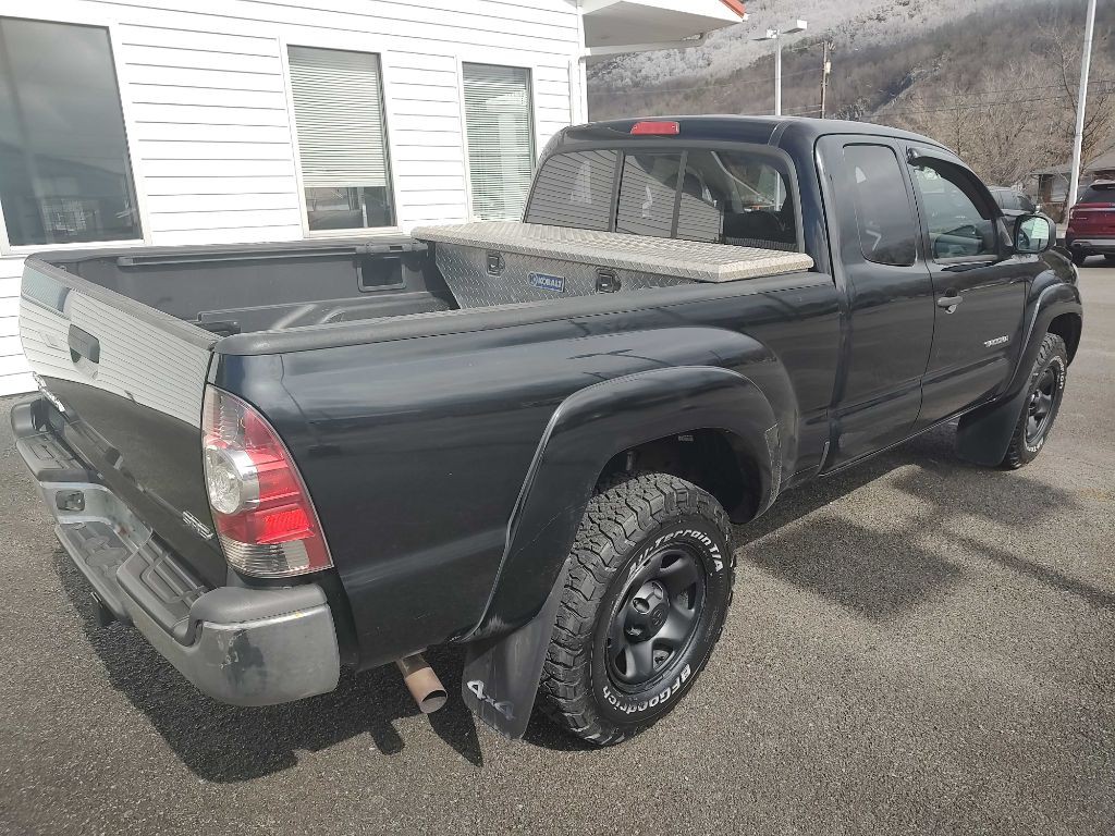2011 Toyota Tacoma Image 21