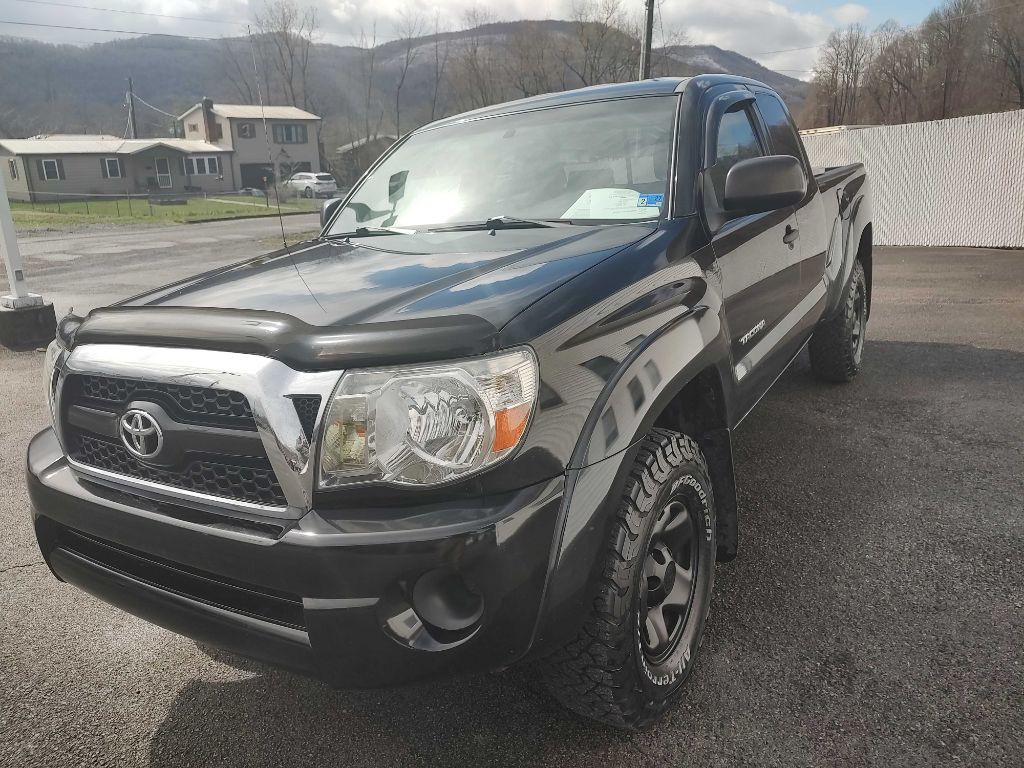 2011 Toyota Tacoma Image 24