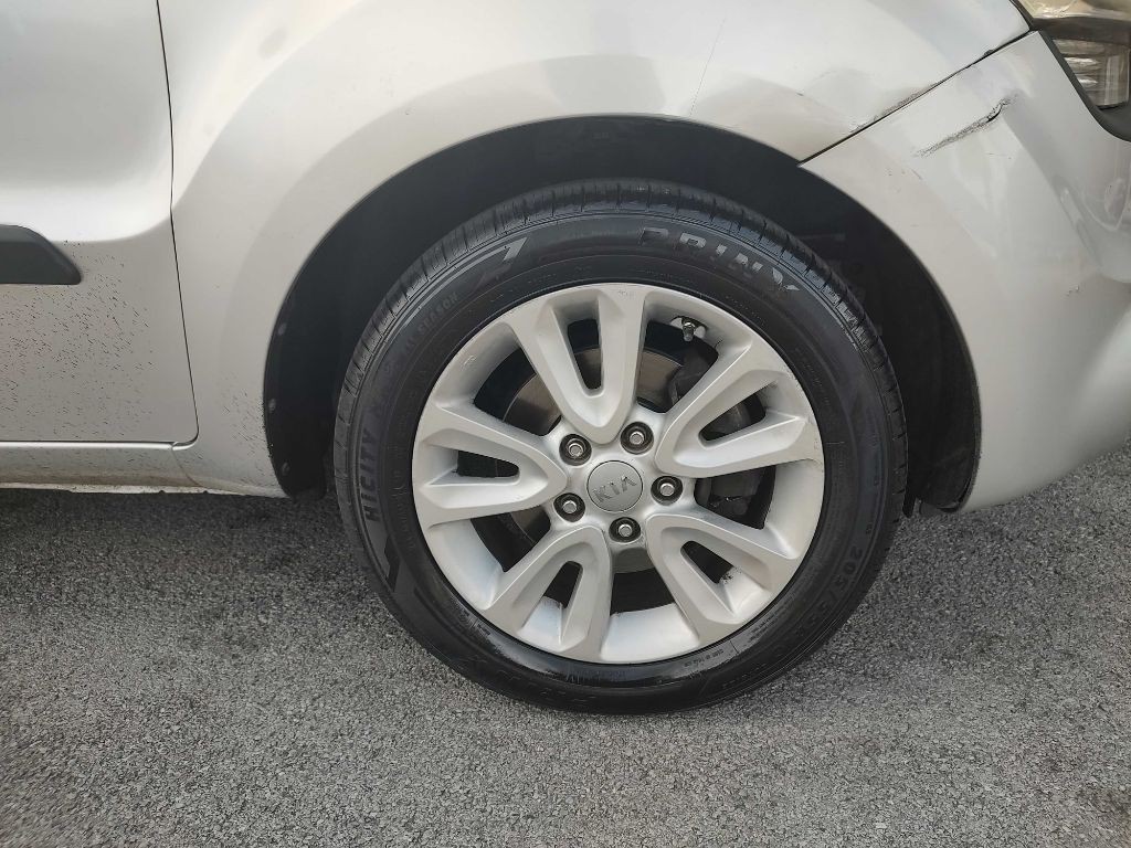 2013 Kia Soul Image 1