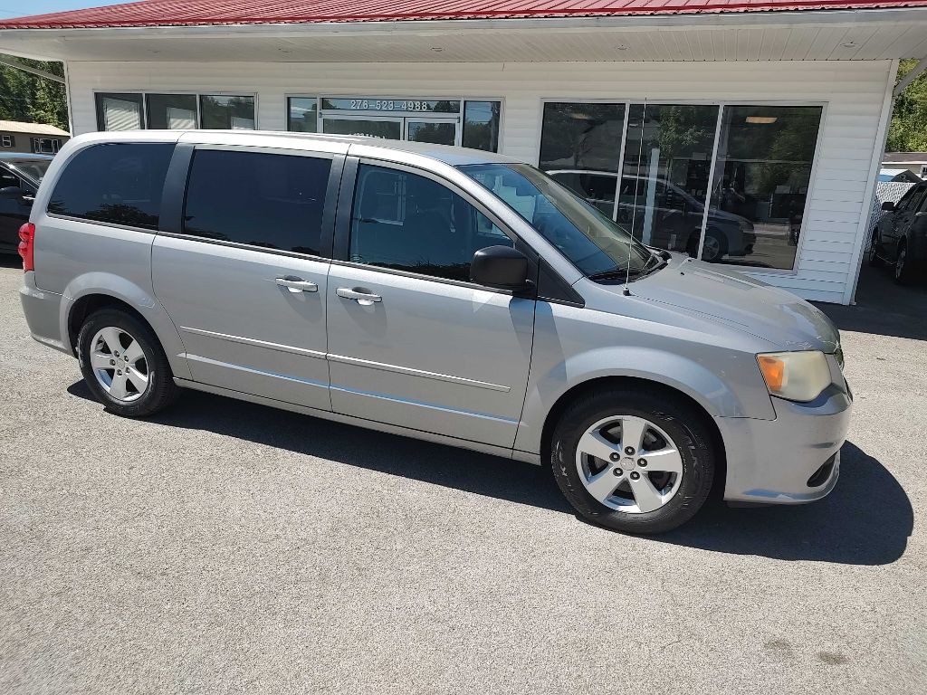 2013 Dodge Grand Caravan Image 2