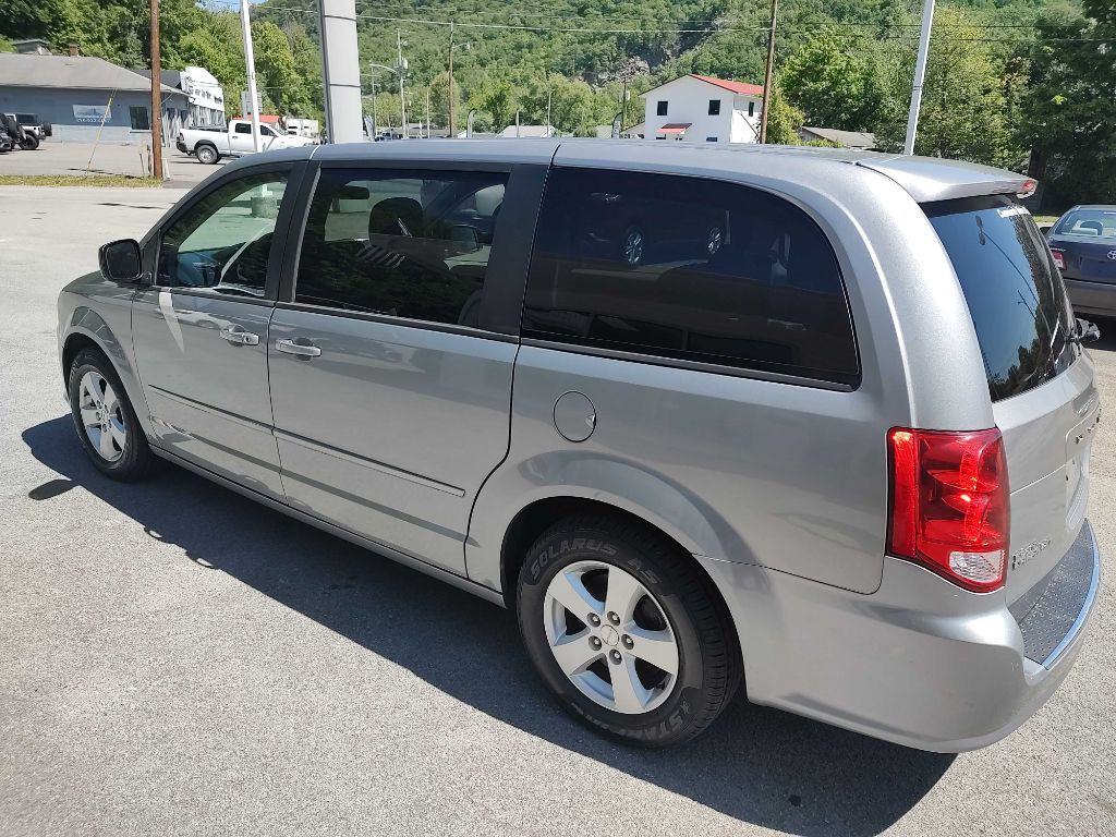 2013 Dodge Grand Caravan Image 9