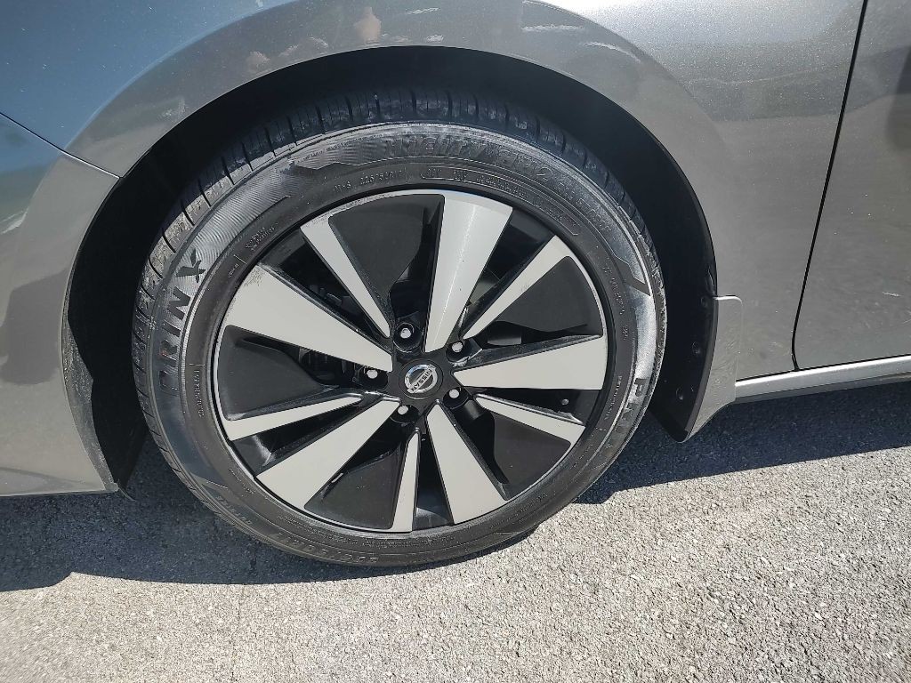 2022 Nissan Altima Image 3