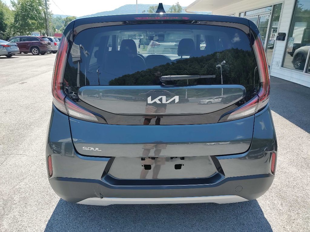 2024 Kia Soul Image 16