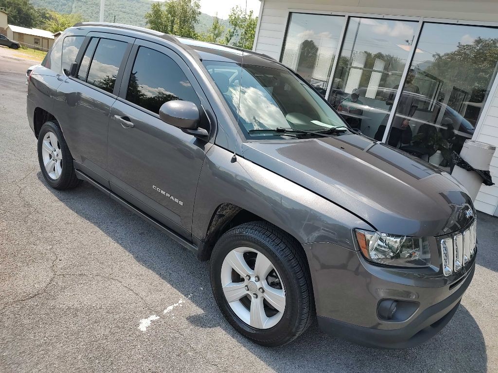 2017 Jeep Compass Image 1
