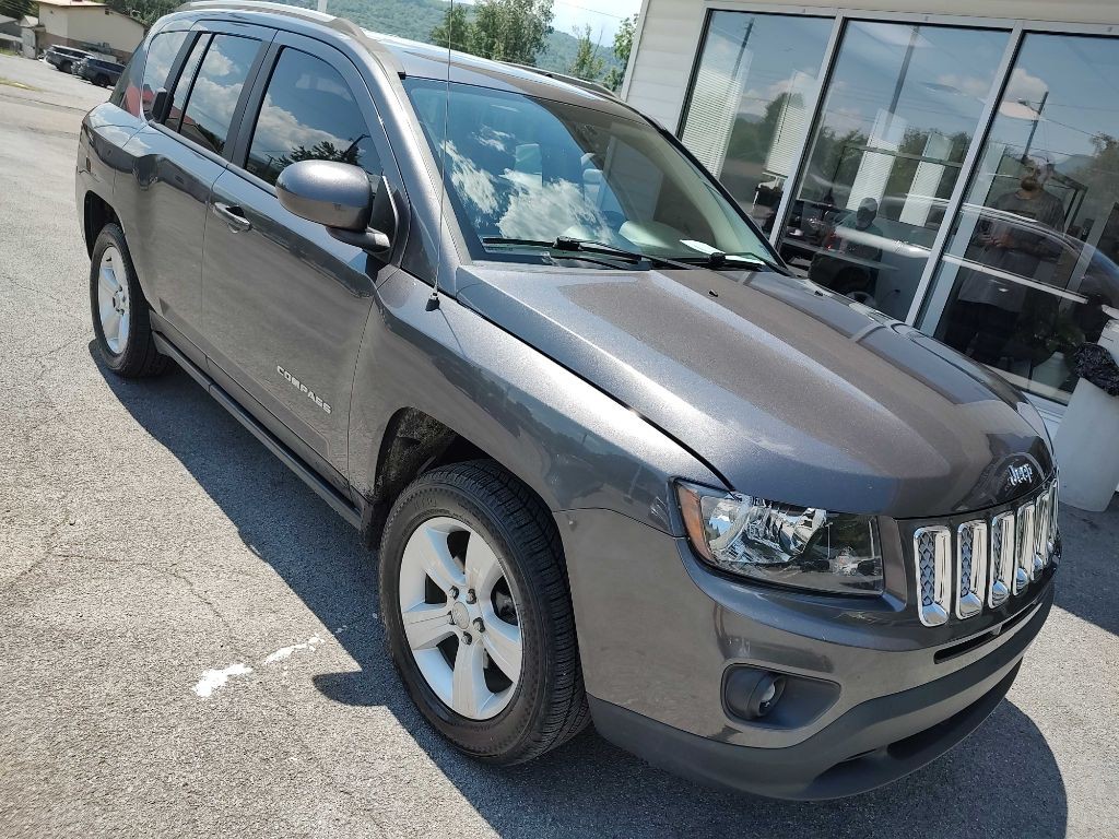 2017 Jeep Compass Image 20