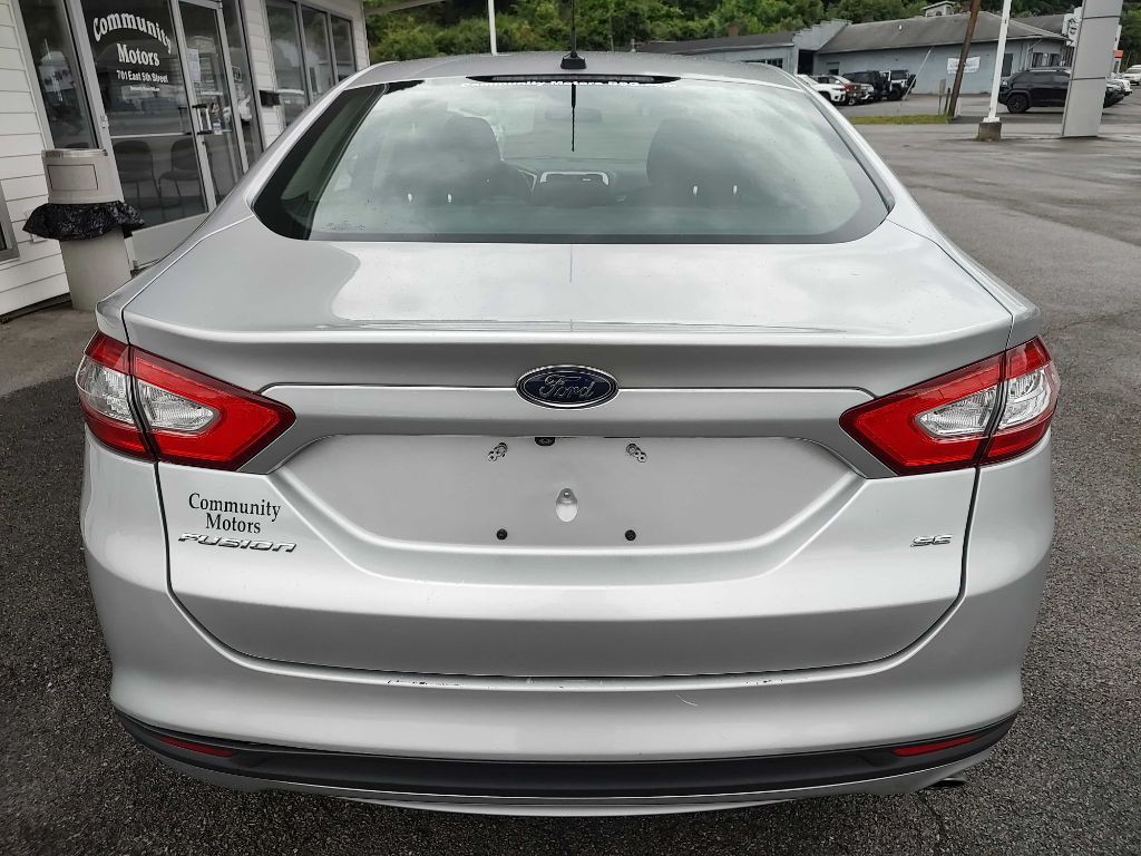2016 Ford Fusion Image 12